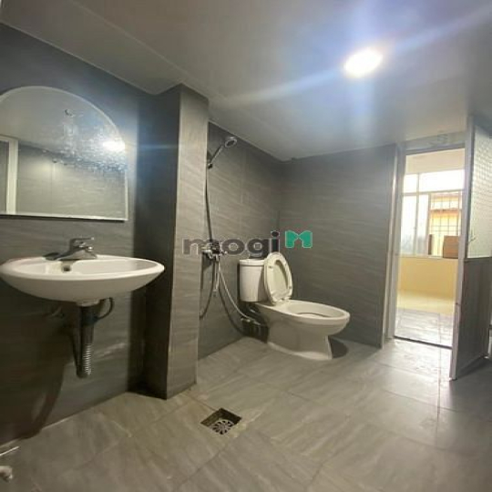 Bán nhà Tôn Đức Thắng, 35/60m2, ngõ thông ô tô dỗ cửa, 2 ngủ sổ riêng