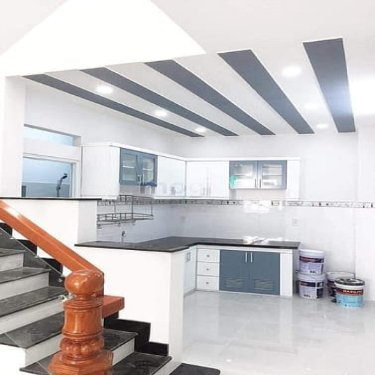 Bán nhanh nhà cấp 3,giá 2 tỷ 590,50m2,SHR,Bao phí, Full Nội Thất