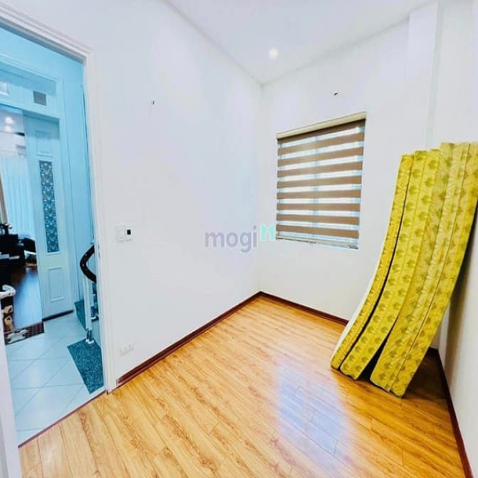 Bán nhà đẹp Quan Nhân. 41m2, 5 tầng, 3 thoáng, 9.5 tỷ