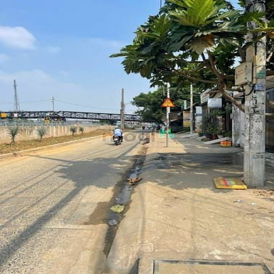 MTKD view sông Q8 ngang 20m dt 1560m2 tiện xây mới giá đầu tư 77 tỷ TL