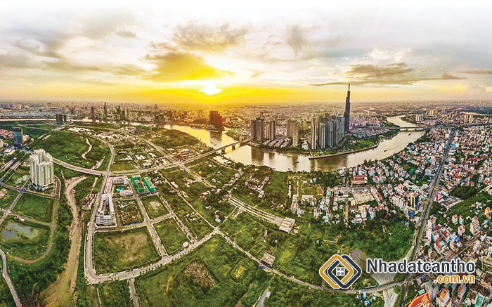 Sẽ tính thuế thu nhập cá nhân từ mua bán nhà, đất theo giá thị trường?