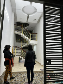 Nhà rộng - Vạn Phúc, Hà Đông - 35 m2,5 tầng, 4.55 tỷ