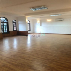 Chính chủ cho thuê văn phòng tại Linh Lang, Ba Đình