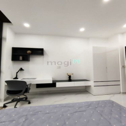 Bán nhà MT: 184/1B Lý Chính Thắng, phường 9, Quận 3