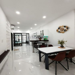 Bán nhà MT: 184/1B Lý Chính Thắng, phường 9, Quận 3