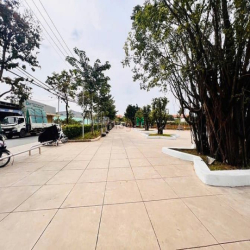 Mặt tiền xuân thới Thượng 6 chuẩn 10m ngang với 400m2 Hóc Môn