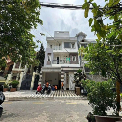 Bán biệt thự khu Tên Lửa, MT đường Số 28, 10 x 18m, giá 23,2 tỷ.