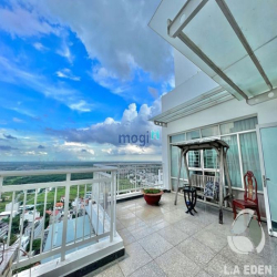 Phòng master 50m2 trên căn PENTHOUSE cc Hoàng anh gold house full nt