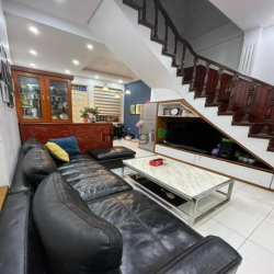 Bán nhà ngõ 61 phố LẠC TRUNG, Ô TÔ tránh, VỈA HÈ, 45m2 x 4 tầng, 12 tỷ