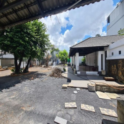 Cho thuê mb dt 2000m2 giá 40tr Hà Huy Giáp Q12