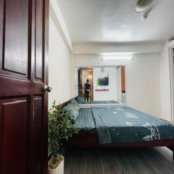 Phòng tiện nghi gần Phan Xích Long, giá 4tr5