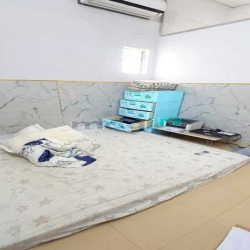Nhà đẹp 2 tầng sát kinh dương vươn.g - hẻm ôtô - khu Tên Lử.a  (4x13m)