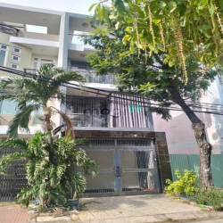 Nhà 3,5 tấm 5*20 Mt khu ao sen tên lửa gần st Aone