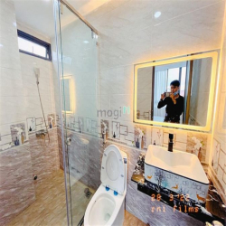 Cho Thuê Penhouse Lầu 7 - Full nội thất - Sịn mịn