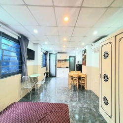 Căn hộ full nội thất gần Lottr Mart , đh TĐT , đh RMIT , Crescent Mall