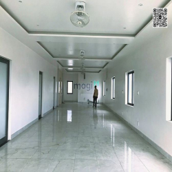 Cho thuê nguyên tòa 1260m2, gần bến xe trung tâm - Hợp cty công nghệ