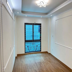 Bán Nhà 5 Tầng Bát Khối, Đường Ô tô Kinh Doanh, Buôn Bán Tốt - 3.9 Tỷ