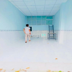 Bán nhà mặt tiền rẻ đẹp đúc 2 lầu 830 NGUYỄN KIỆM P3 Gò Vấp (SÂN BAY)