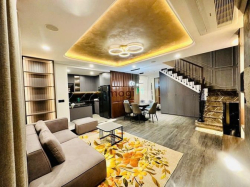 Cho thuê Biệt thự sân vườn Phú Mỹ, quận 7, 11x28, nhà đẹp