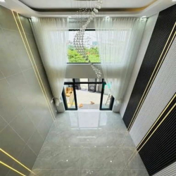 Siêu Phẩm Phan Đăng Lưu, Phú Nhuận 92m2 Giá tỷ 3tỷ1 SHR, Thuê 29tr/th