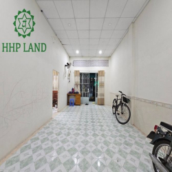 Cho thuê nhà cách đường Hà Huy Giáp 150m2