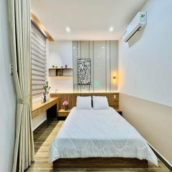 Bán nhà Hẻm 4m Dương Quảng Hàm, P6, GV, 4.5 x 11.5 m, 4 tầng, 7.9 tỷ