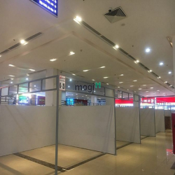 Cho thuê mặt bằng tại mặt Đường Dịch Vọng Hậu, 400m2, MT 10, thông sàn