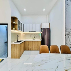 Bán nhà Hẻm 4m Dương Quảng Hàm, P6, GV, 4.5 x 11.5 m, 4 tầng, 7.9 tỷ