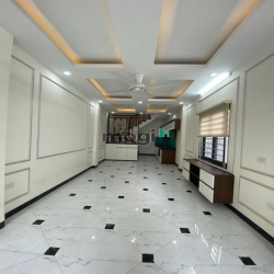 CẦN bán GẤP lô góc PHỐ TRẠM- Ô TÔ VÀO NHÀ- DT 46m - Nhỉnh 5 tỷ