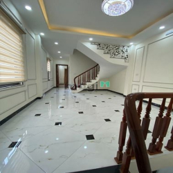 CẦN bán GẤP lô góc PHỐ TRẠM- Ô TÔ VÀO NHÀ- DT 46m - Nhỉnh 5 tỷ
