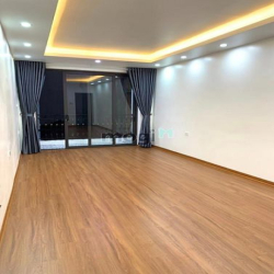 Nhà đại từ 40m2 x5T giá 3.5 tỷ,nhà mới,đẹp,ở luôn