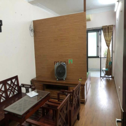 Bán nhà tập thể ngõ 260 Đội Cấn 30m2 giá 1.3 tỷ sổ đỏ riêng tầng 5