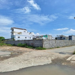 Bán Đất Mặt Tiền Nguyễn Thị Tư-Cảng Phú Hữu DT 300m2 Giá Tốt.