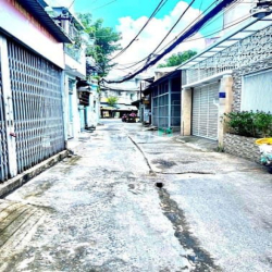 Ô tô quay đầu, góc 2 mặt,cách mt nguyễn phúc chu 20m, 2 tầng, 4x22m,6.