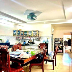 Ô tô quay đầu, góc 2 mặt,cách mt nguyễn phúc chu 20m, 2 tầng, 4x22m,6.