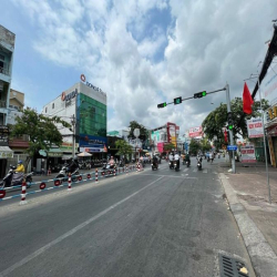 Nhà 3 lầu mặt tiền Hùng Vương, P.Thới Bình, Q.Ninh Kiều, Cần Thơ
