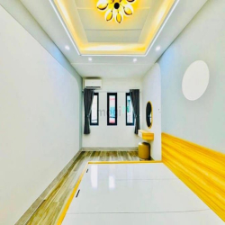 Bán nhà đẹp 4 lầu hxh 486/29 PHAN XÍCH LONG p3 Gò Vấp