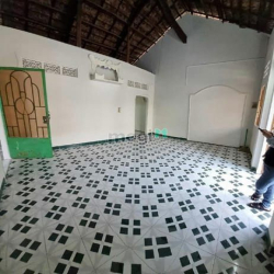 Bán Nhà Đường Nguyễn Xiển 124m2, Hẻm Xe Hơi Đỗ Cửa, Kế bên Vinhomes Q9