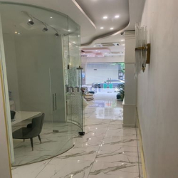 Cho thuê nhà mặt phố MAI HẮC ĐẾ, DT 125m2x7 tầng, MT 5.5m, Giá 120tr