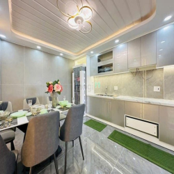 Bán nhà hẻm thông 6m Lê Đức Thọ, P.15, 4 x 14, 5 lầu giá 6.8 tỷ tl