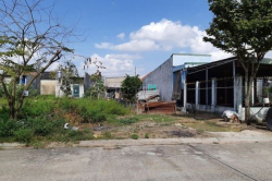 Cho thuê đất làm nhà kho chứa đồ