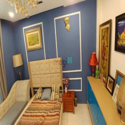 Âu Cơ-  Chưa tới 3 tỉ- 36m2- nhà 5 tầng- 15m  ra ngõ ô tô.