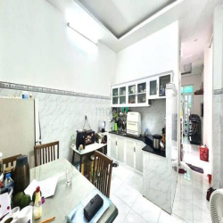 Chính Chủ Bán căn Lê Đức Thọ, Phường 6, Gò Vấp 68m2 giá 3 tỷ 550