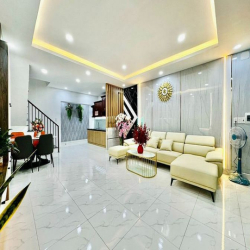 CC Bán nhà Nguyễn Oanh, P.10, Gò Vấp, 5 x 10, giá: 4.69 tỷ TL