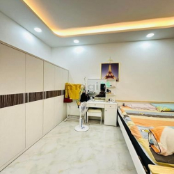 Chỉ 6 Tỷ , 58M2, 3PN ,Ngang 4m,Hẻm Ba Gác Thông ,Gần MT Điện Biên Phủ