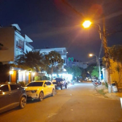 Nhà 2 Mặt Tiền đường số 10 Tên Lửa 52m² 4 Tầng BTCT ở và kinh doanh