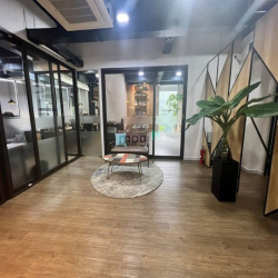 Cho thuê Trệt + lầu 1 sạch sẽ- cho thuê 300m2 Cao Đức Lân, giá 78tr/th