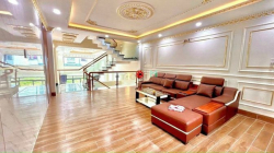 Bán nhà 2 lầu,hẽm xe hơi p.Tân Tiến,Biên Hoà,Đồng Nai giá 5,5 tỷ tl
