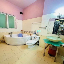 Bán căn Nguyễn Gia Trí, Phường 25, Q.Bình Thạnh 60m2 giá 3ty250 sổ sẵn