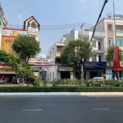 Nhà trệt lửng + lầu mặt tiền đường 30/4, Ninh Kiều, Cần Thơ - 24 tỷ
